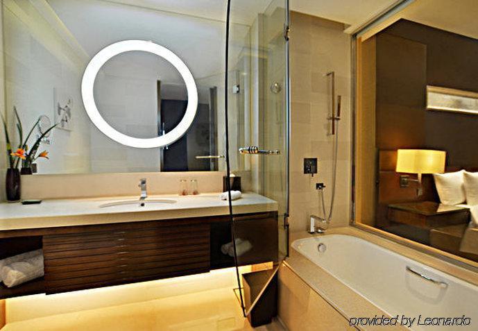Courtyard By Marriott Shanghai Jiading Room photo